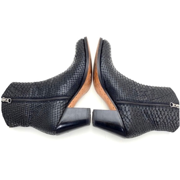 PENELOPE Chilvers Snakeskin Leather Western Moto Ankle Boot in Jet Black - Picture 6 of 9